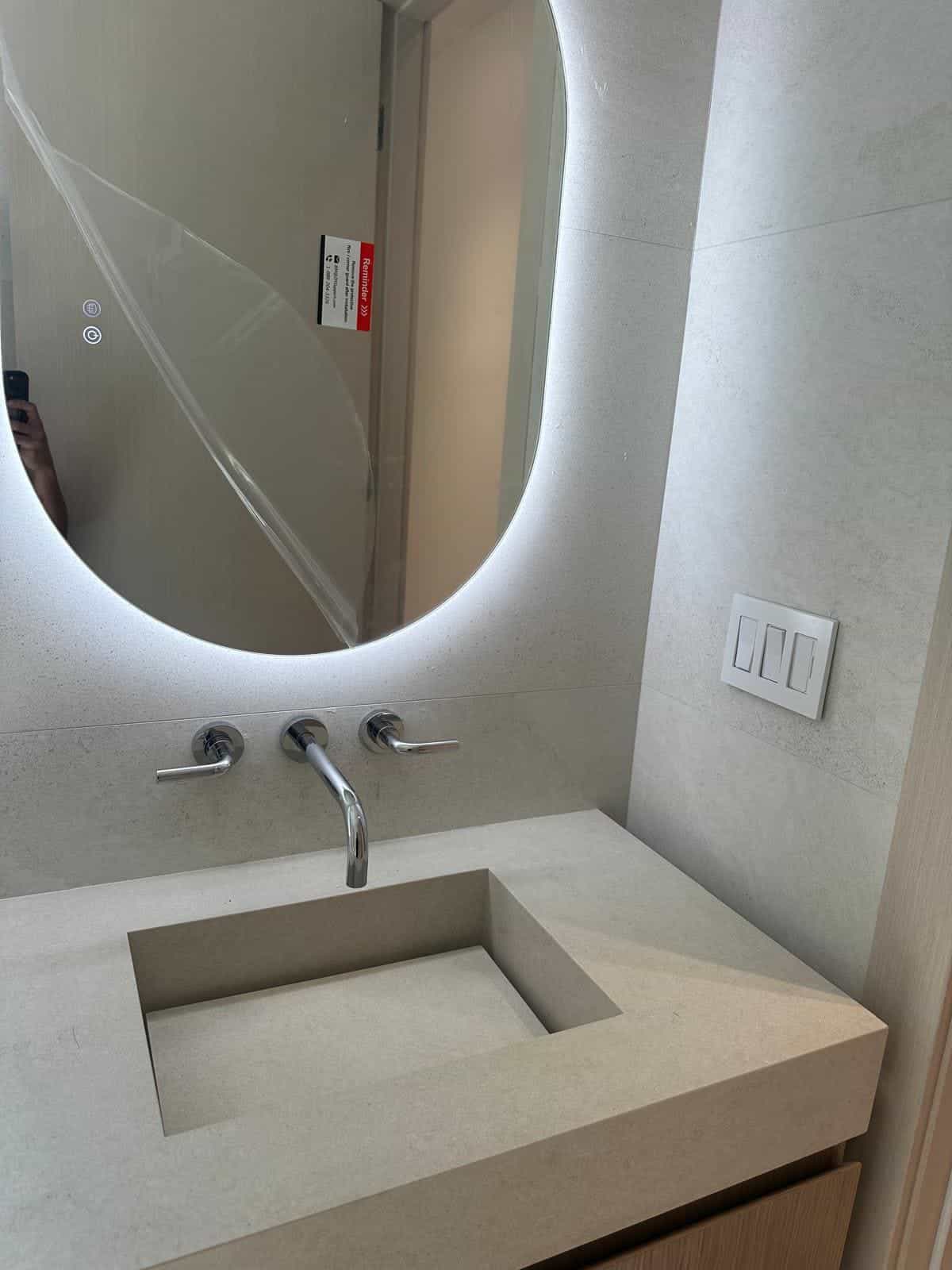 Before and after of a Bathroom remodeling by a plumber in Pinecrest